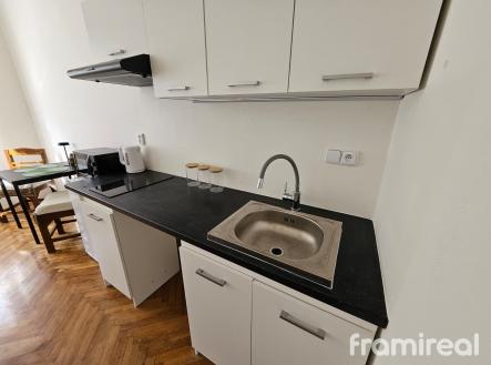 Pronájem bytu, 2+kk, 55 m²