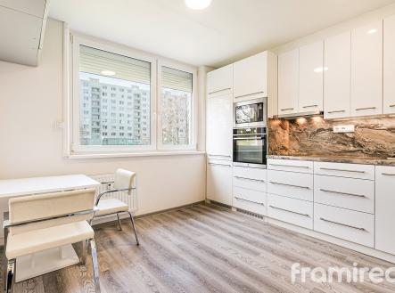 Pronájem bytu, 1+1, 32 m²