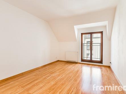 Pronájem bytu, 4+kk, 68 m²