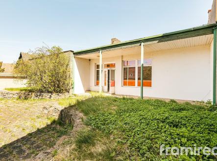 Prodej komerčního objektu, výroba, 245 m²