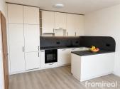 Pronájem bytu, 2+kk, 122 m²