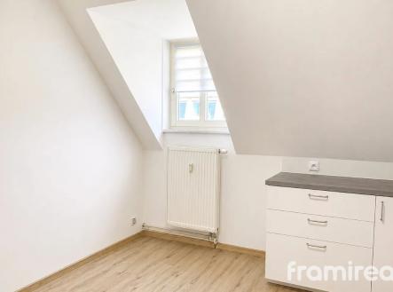Pronájem bytu, 2+1, 70 m²