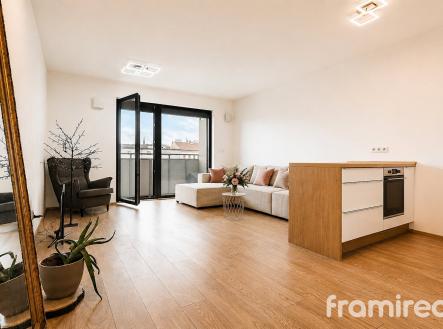 Pronájem bytu, 2+kk, 65 m²