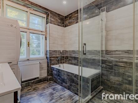 Pronájem bytu, 4+1, 114 m²