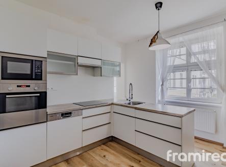 Pronájem bytu, 4+1, 114 m²