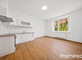 Pronájem bytu, 3+kk, 70 m²