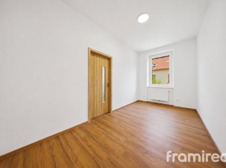 Pronájem bytu, 3+kk, 70 m²