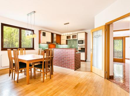 Prodej domu/vily, 298 m²