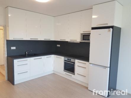 Pronájem bytu, 1+kk, 34 m²