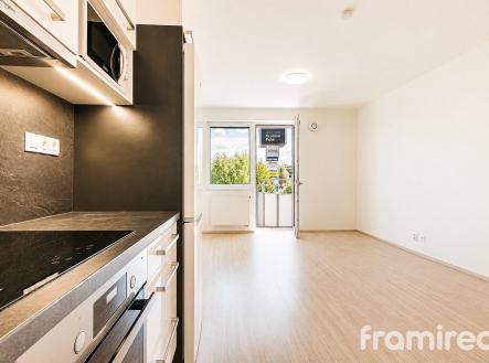 Pronájem bytu, 1+kk, 34 m²