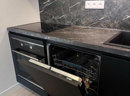 Pronájem bytu, 3+kk, 67 m²