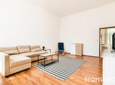 Pronájem bytu, 2+1, 60 m²