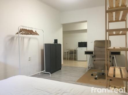 Pronájem bytu, 1+1, 30 m²