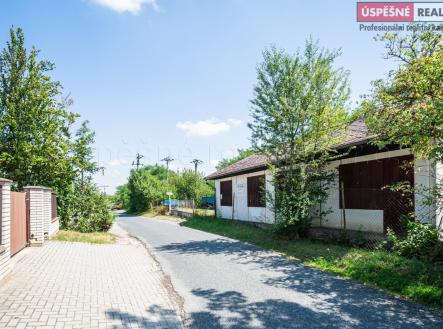 Prodej - pozemek pro bydlení, 3 084 m²