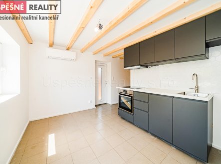 Prodej dřevostavby k celoročnímu užívání s číslem evidenčním