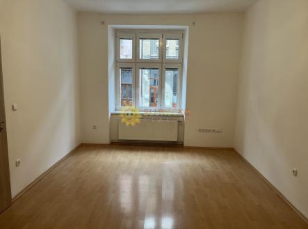 Pronájem bytu, 2+1, 74 m²