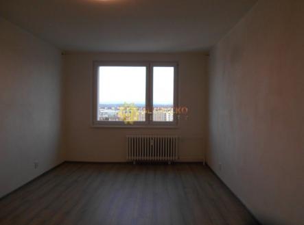 Pronájem bytu, 1+kk, 27 m²