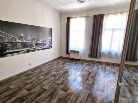 Pronájem bytu, 2+kk, 43 m²