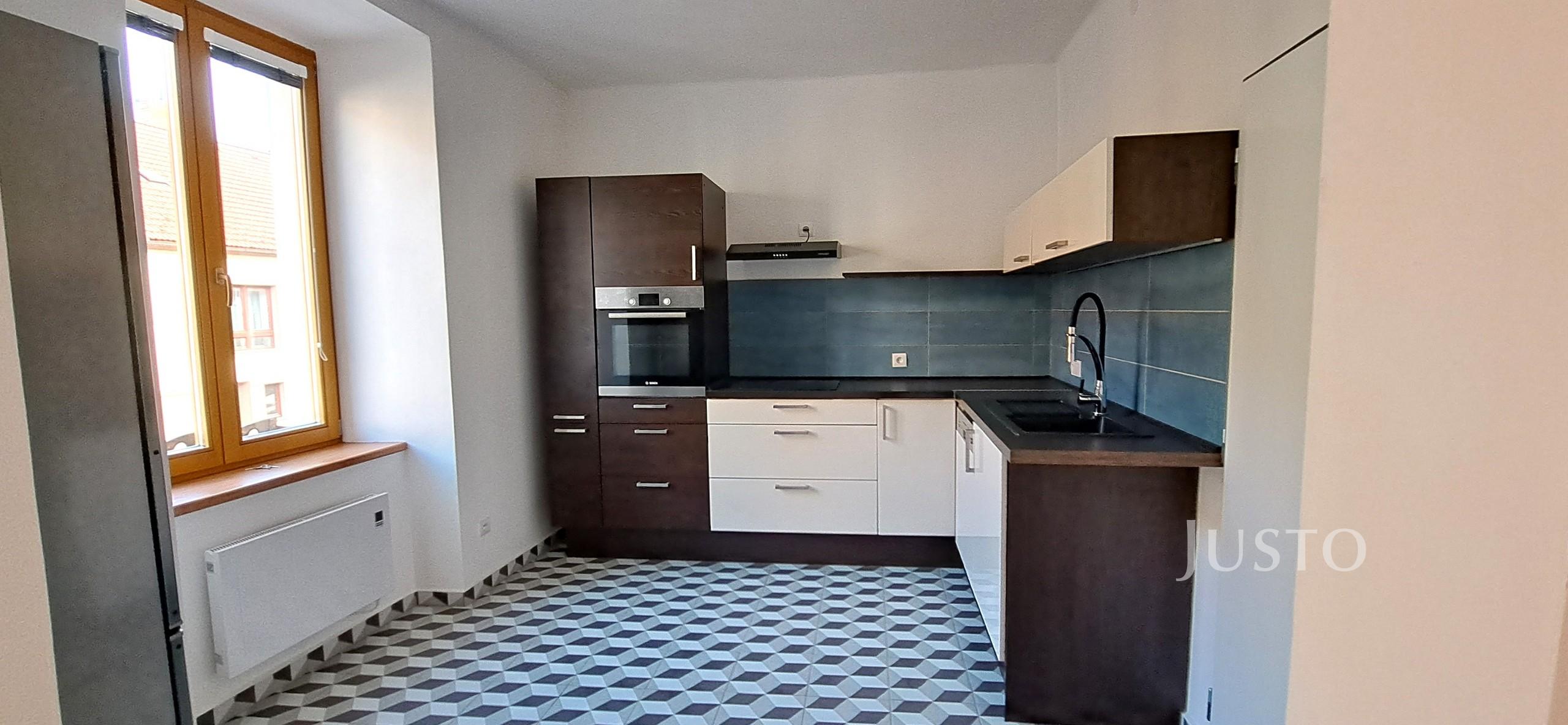 Pronájem 3+1 64 m² + balkón
