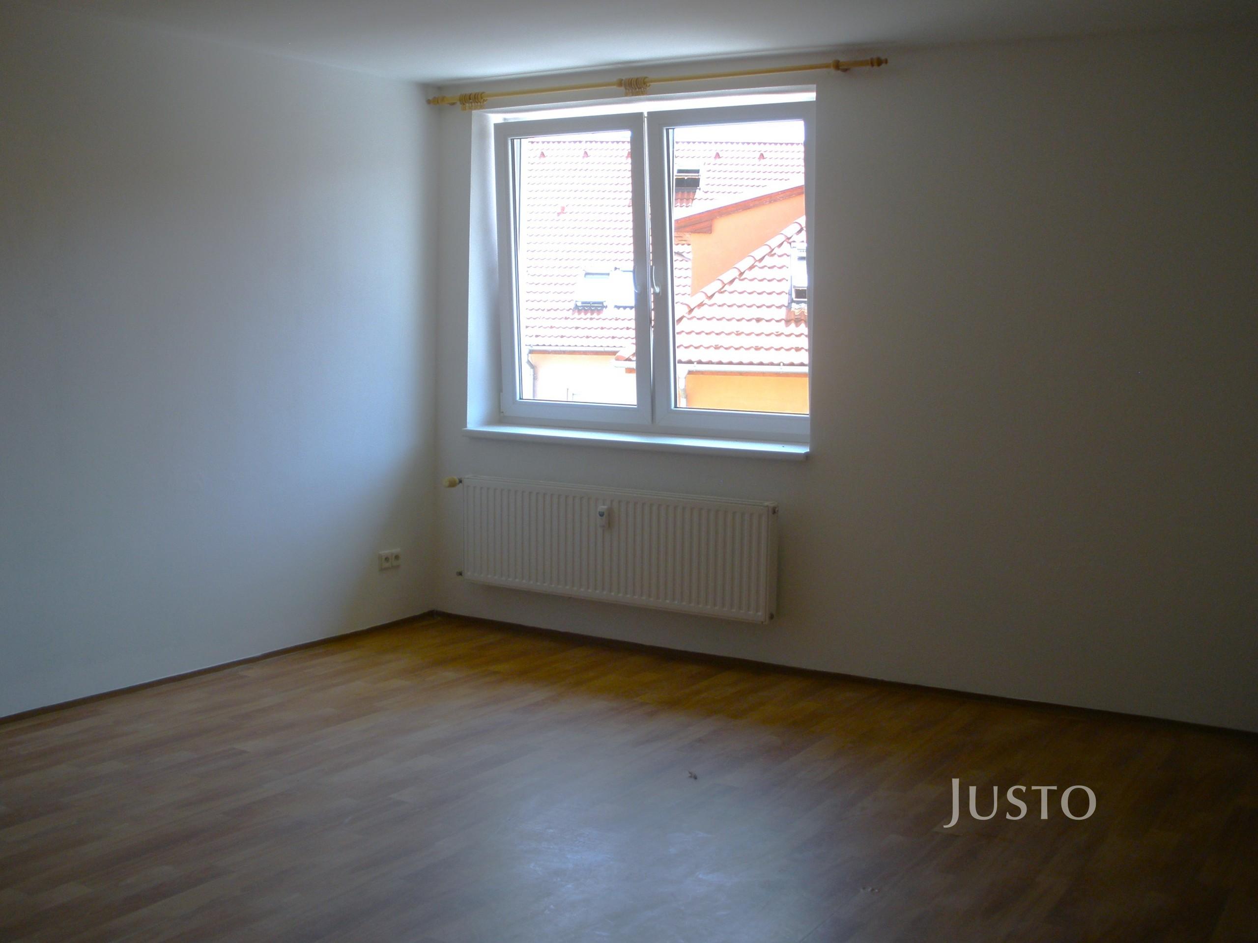 Pronájem 1+kk 35 m², Písek - Budějovická