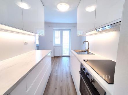 Pronájem bytu, 3+kk, 79 m²