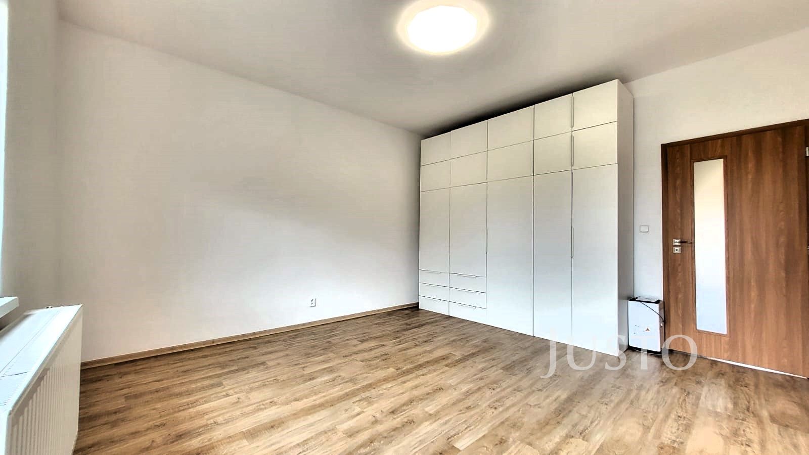 Pronájem 3+1, 90 m², Písek - Lipova Alej