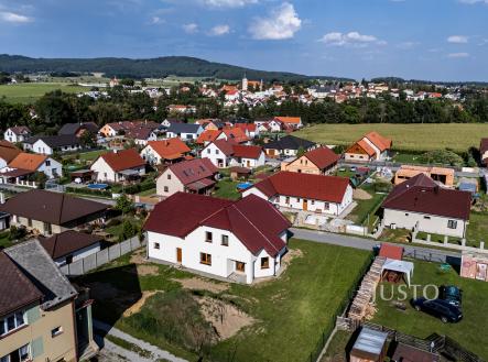 Prodej - dům/vila, 237 m²