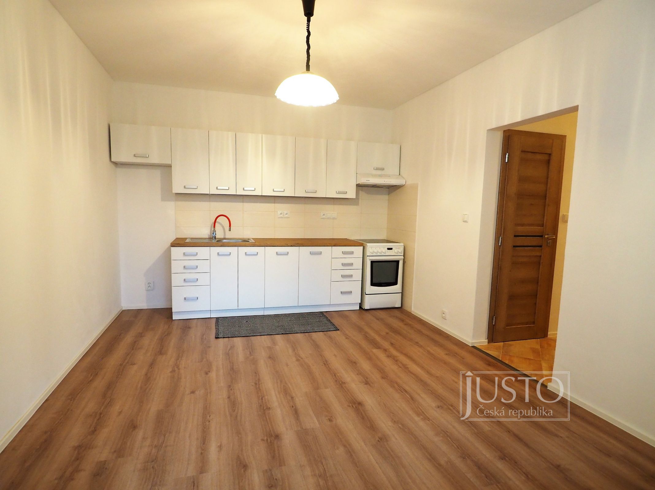 Pronájem 2+kk, 41 m², Písek - Jablonského