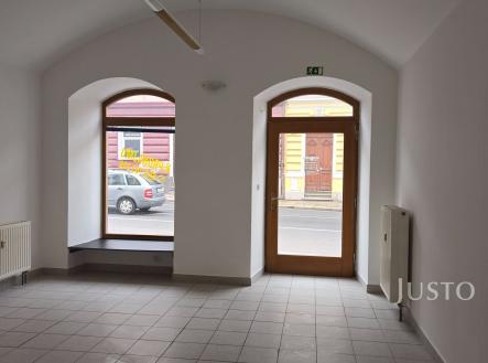 Pronájem - obchodní prostor, 50 m²