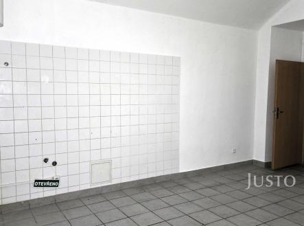 Pronájem - obchodní prostor, 50 m²