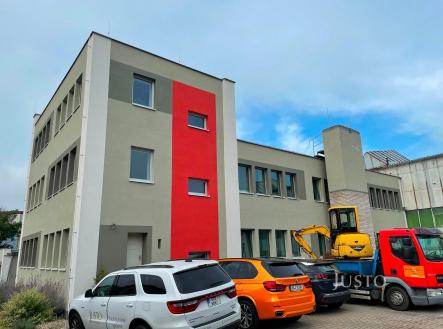 Pronájem kanceláře, 57 m²