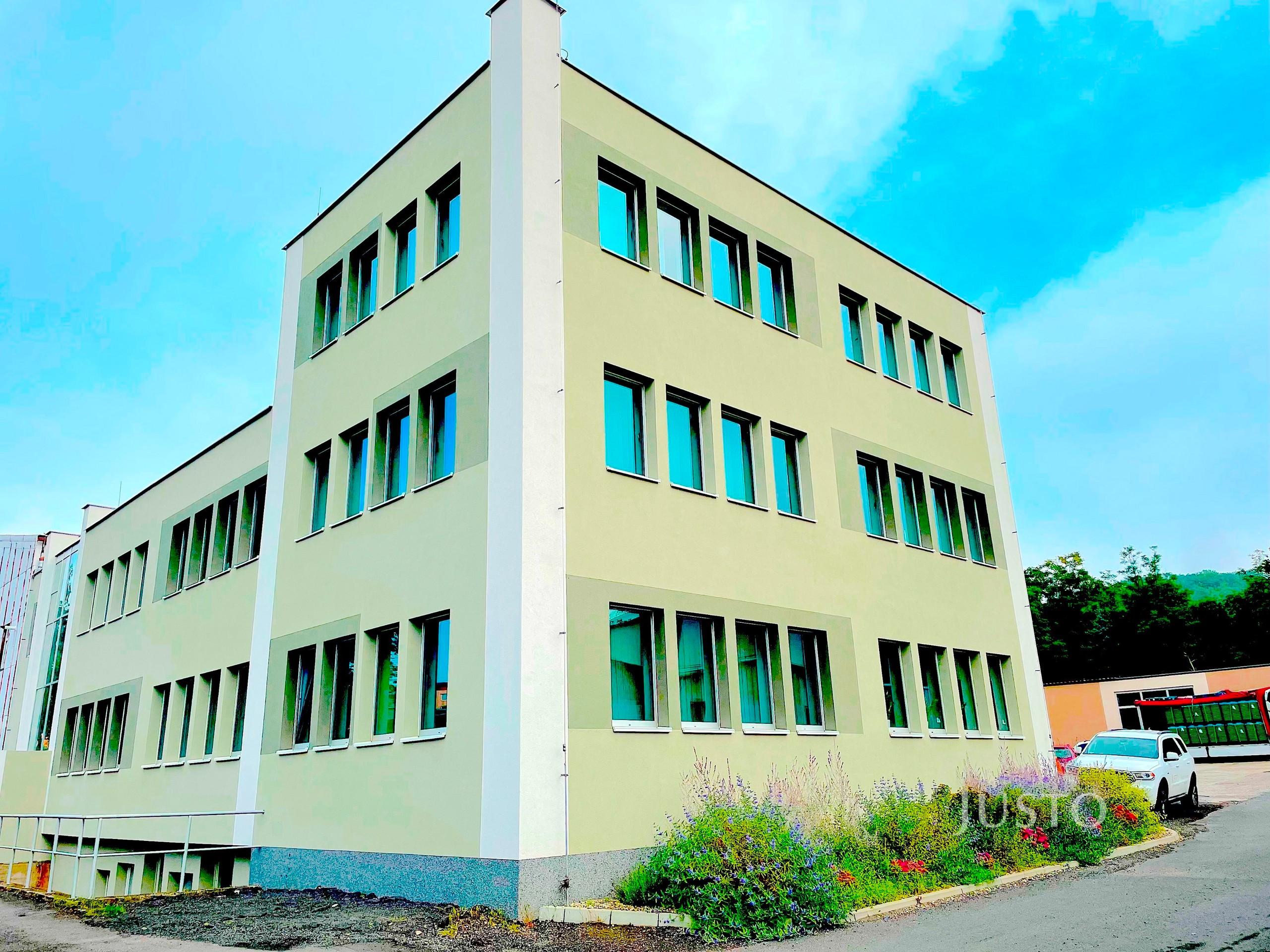 Pronájem kanceláří 57 m²