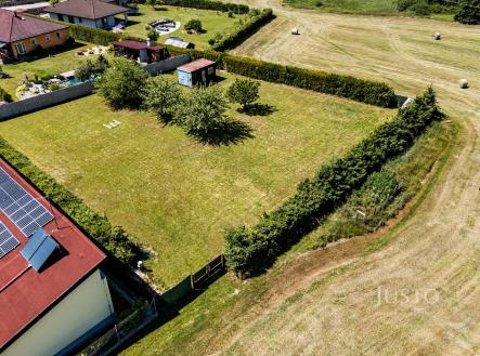 Prodej pozemku pro bydlení, 1 925 m²