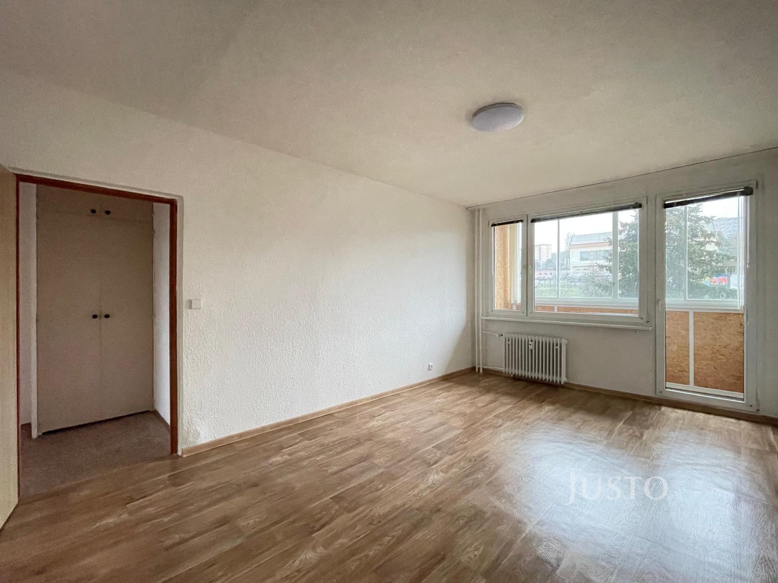 Pronájem 2+1 63 m² + balkón 5 m²