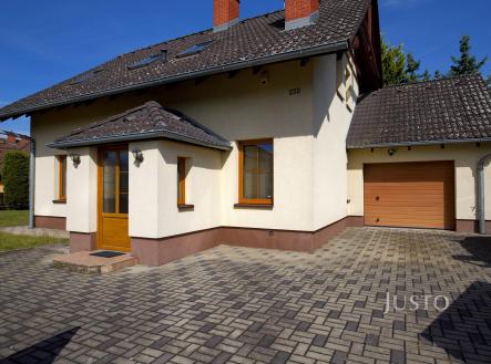 Pronájem domu/vily, 124 m²