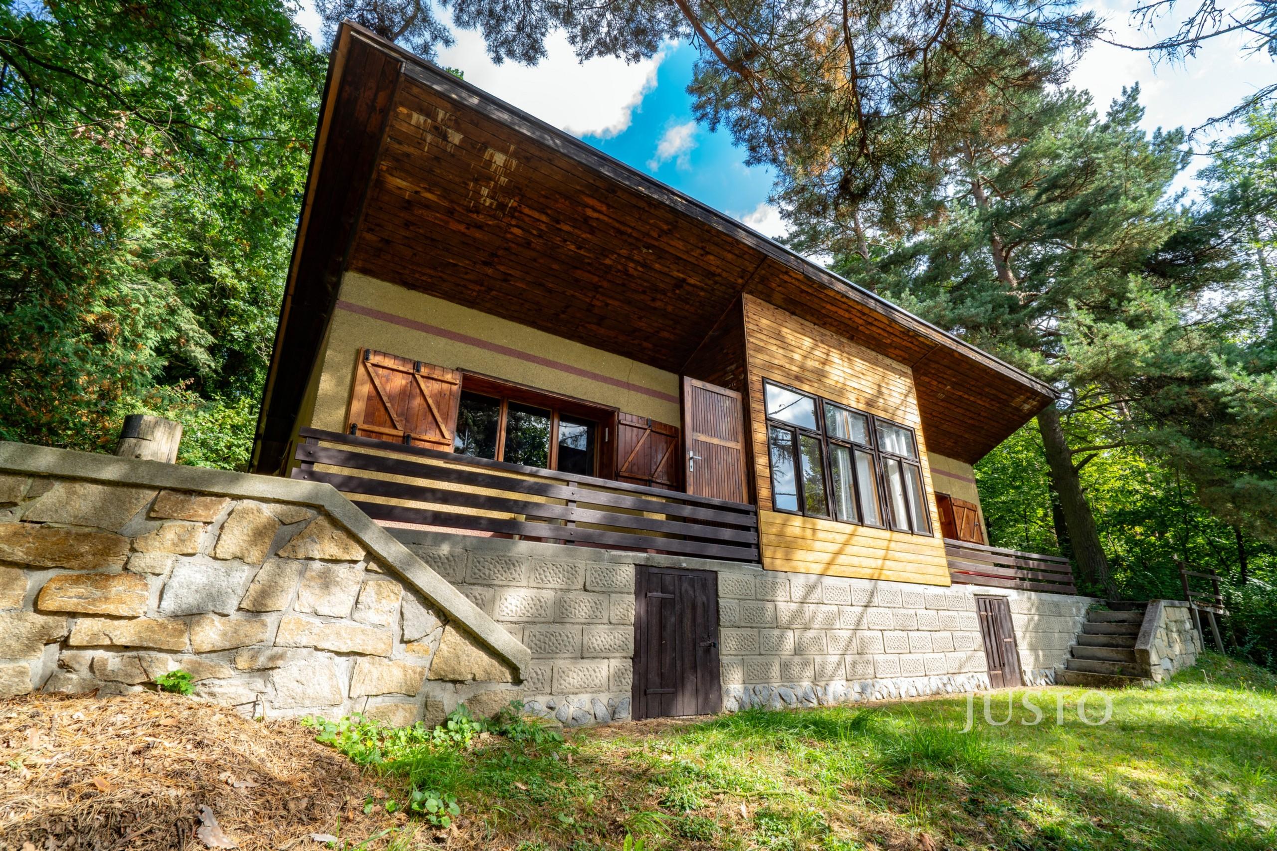 Prodej chaty 30 m² s pozemkem 92 m²