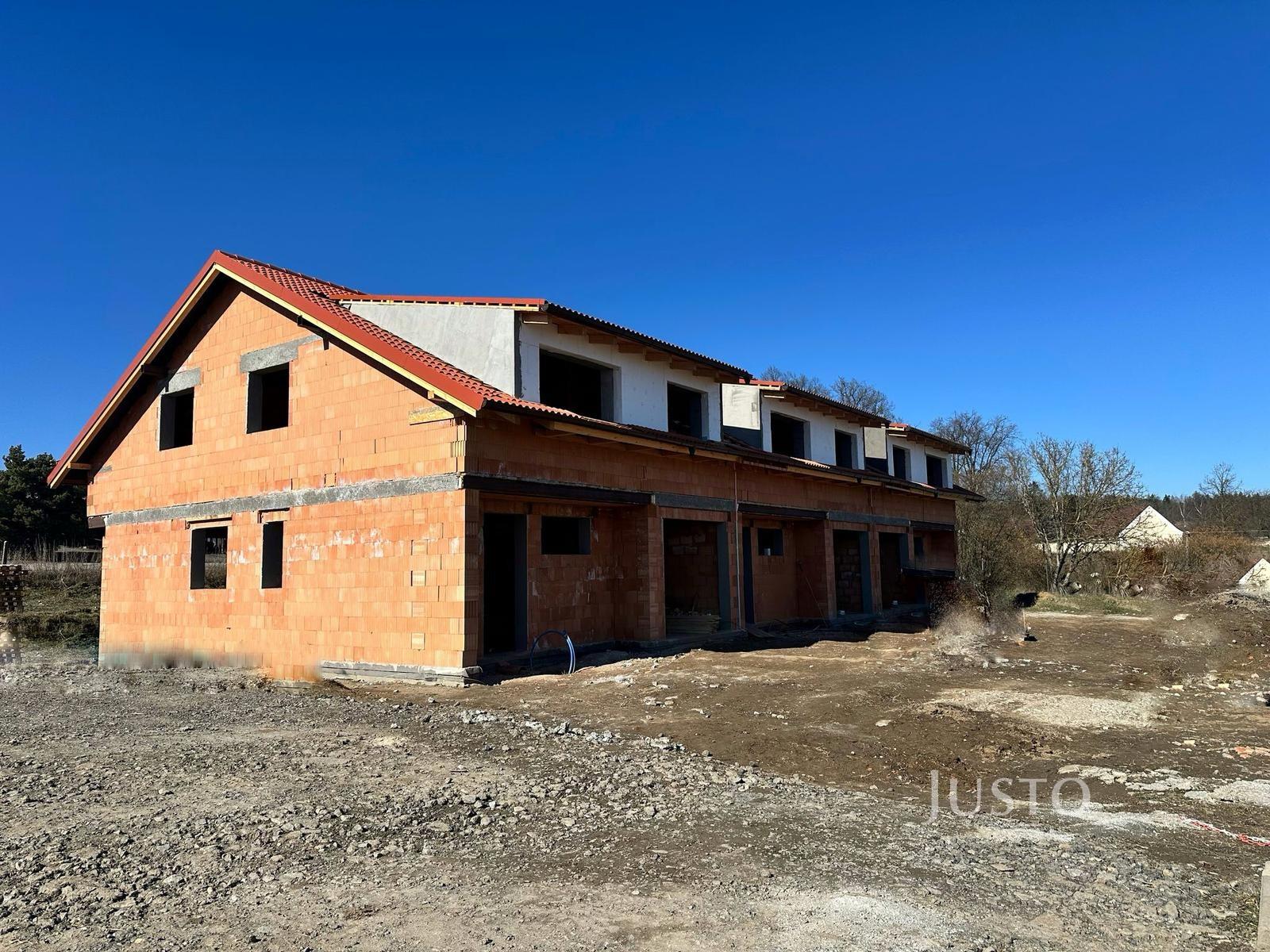 Prodej rodinného domu 174 m² s pozemkem 197 m² + terasa