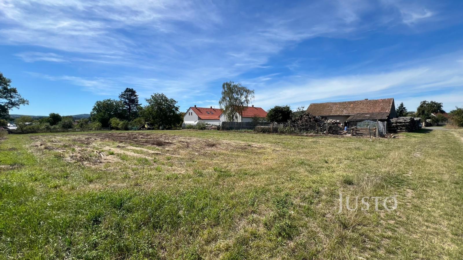 Prodej pozemku 1177 m²