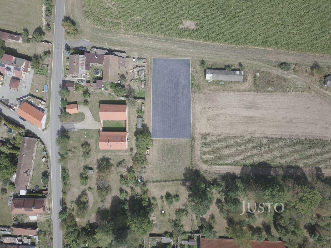 Prodej pozemku 1177 m²