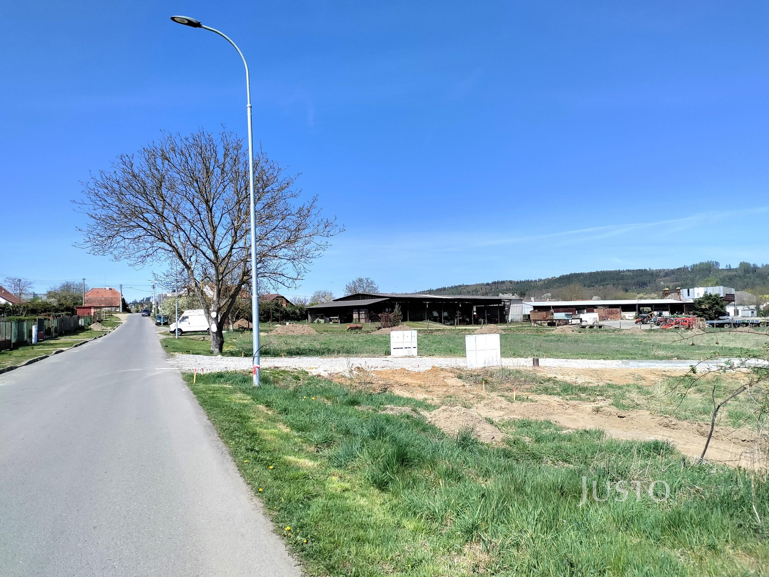 Prodej pozemku 1147 m²