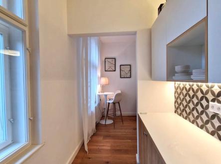 Pronájem bytu, 1+kk, 24 m²