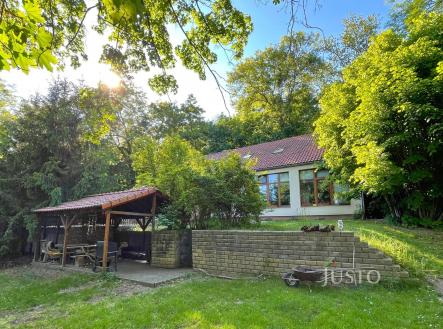 Prodej kanceláře, 250 m²