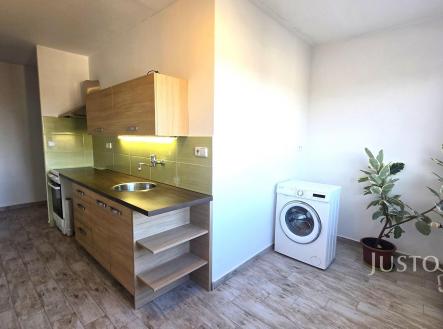 Pronájem bytu, 2+1, 58 m² obrázek