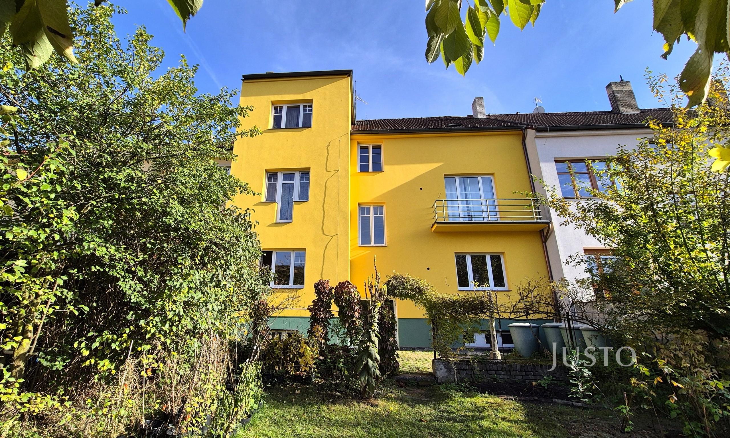 Prodej činžovního domu 454 m² s pozemkem 1145 m² + balkón