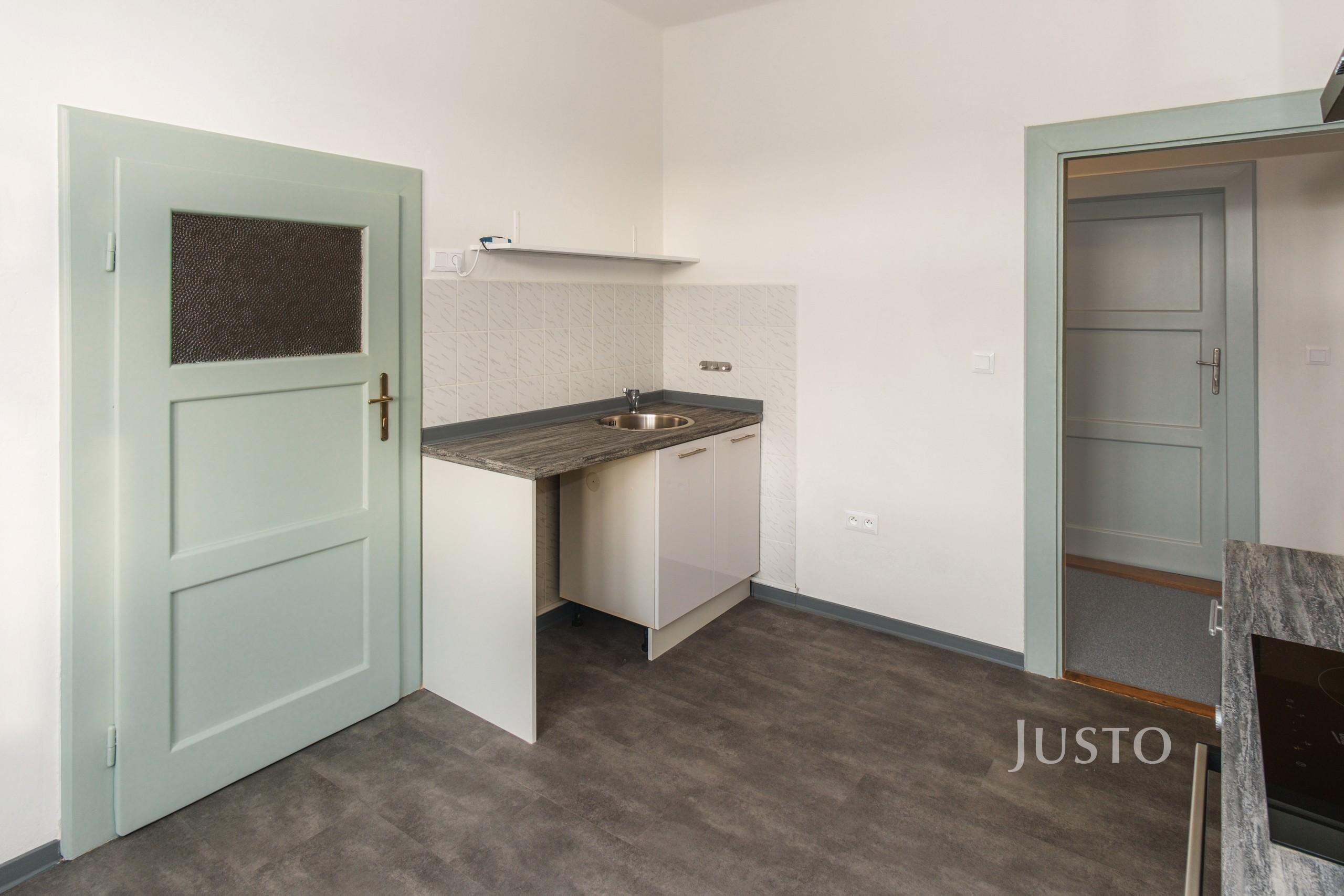 Pronájem 3+1 72 m² + lodžie 4 m²