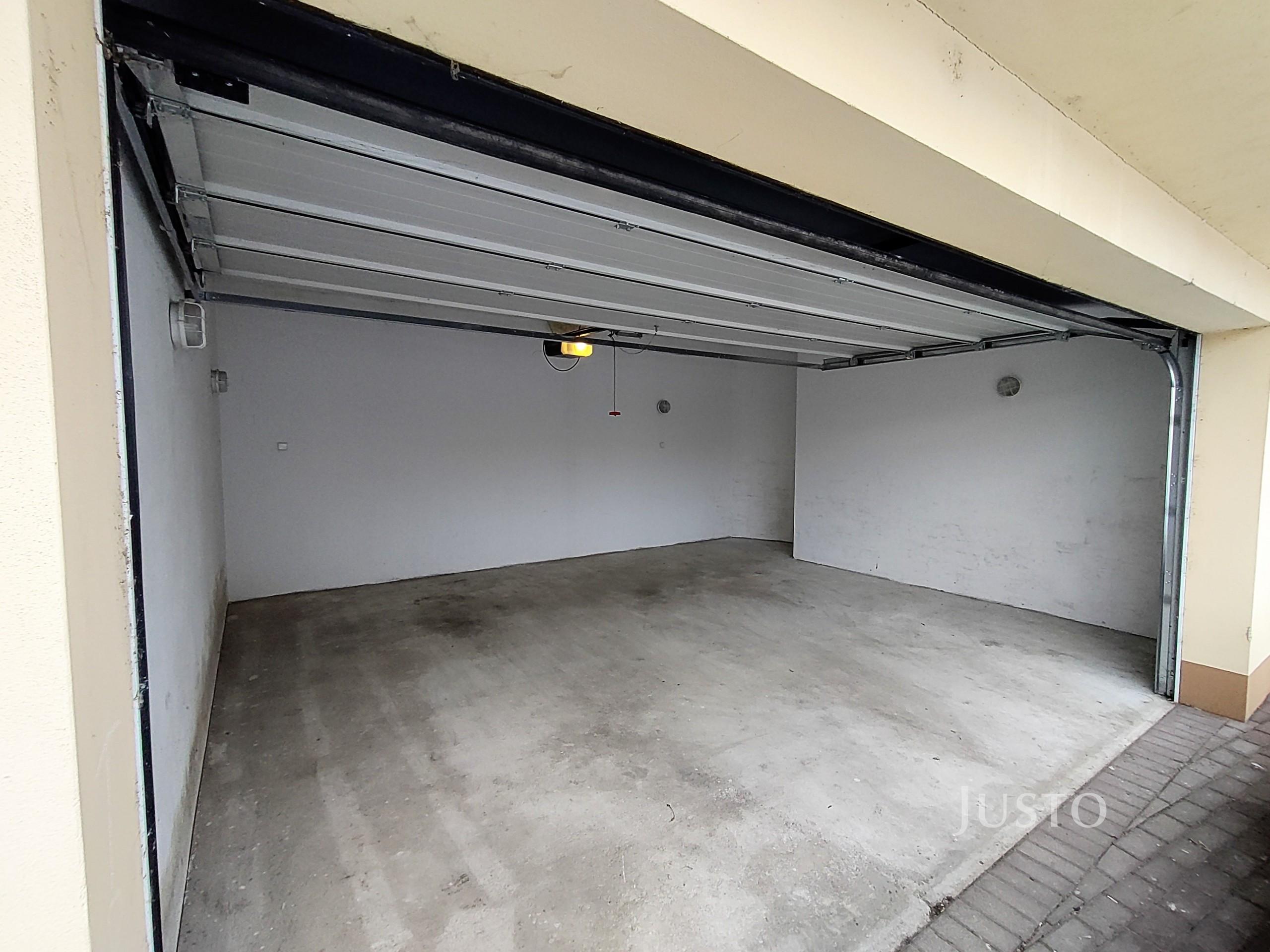 Pronájem garáže 34 m², Písek - Budějovická ulice