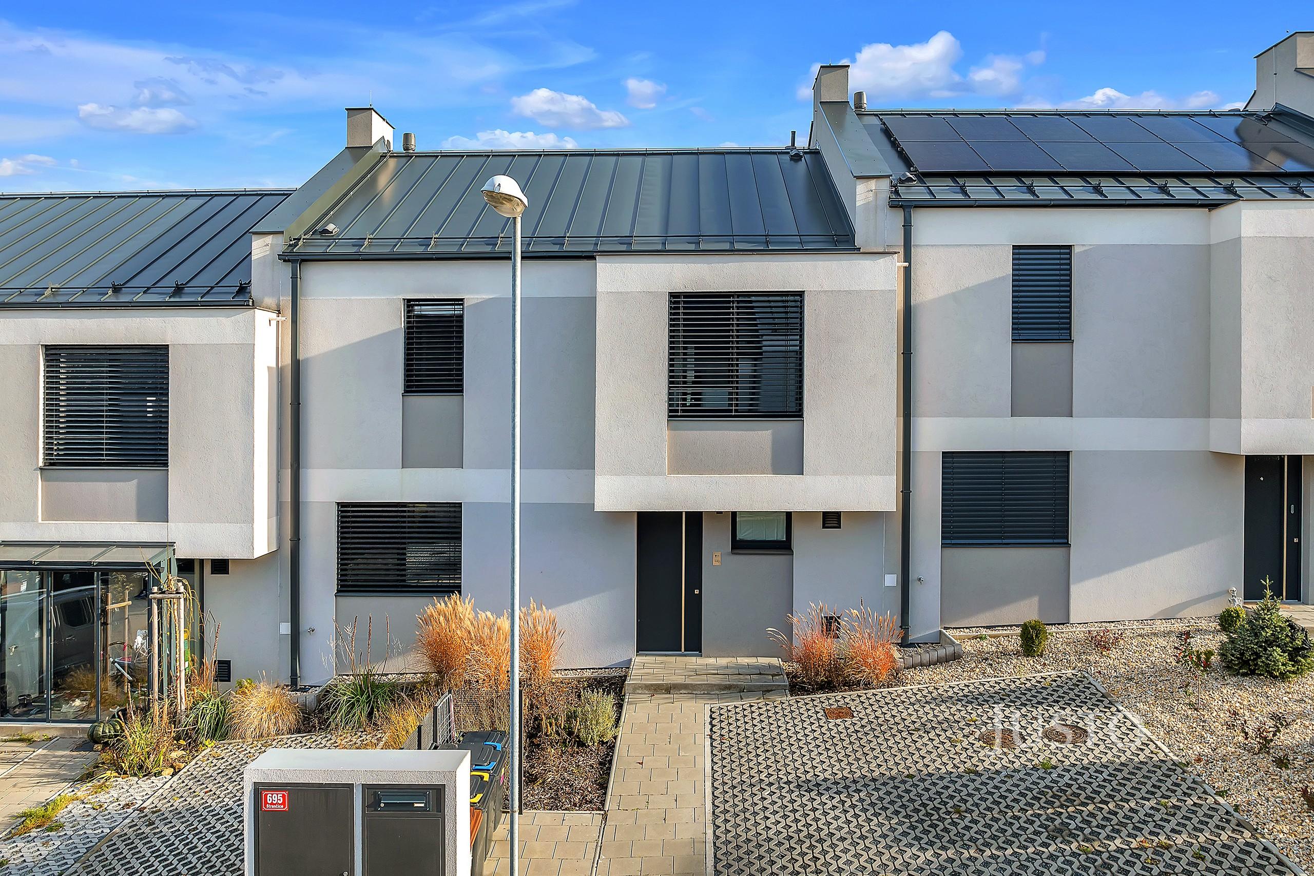 Prodej rodinného domu 128 m² s pozemkem 270 m² + terasa 22 m²