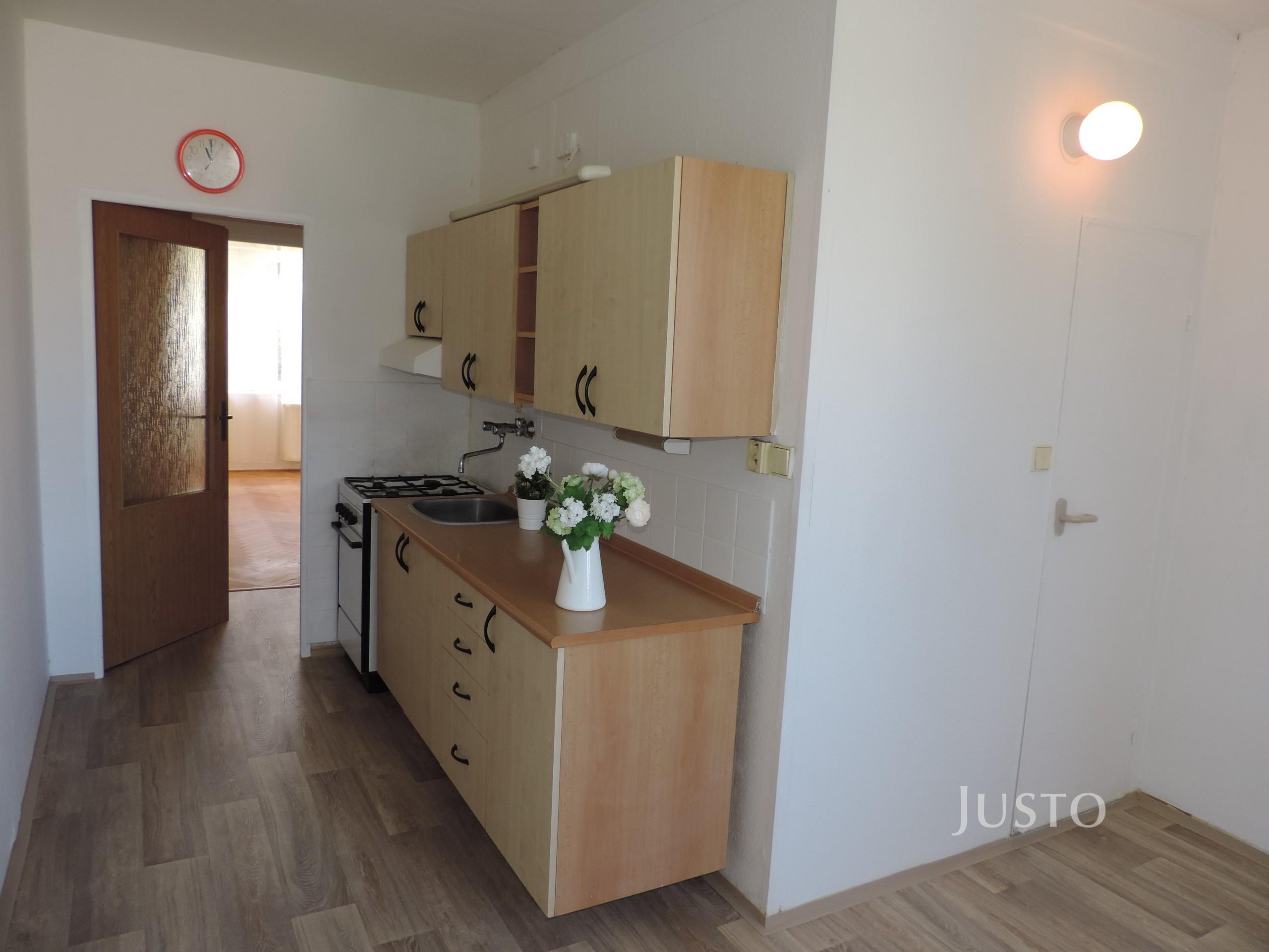 Pronájem 1+1 43 m² + parkování