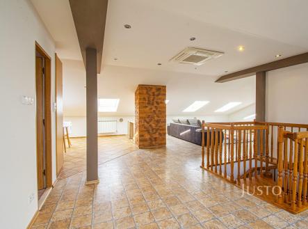 Pronájem bytu, 2+kk, 133 m²