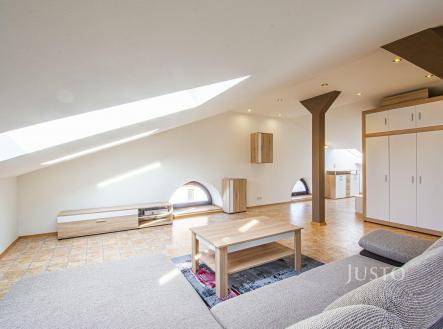 Pronájem bytu, 2+kk, 133 m²